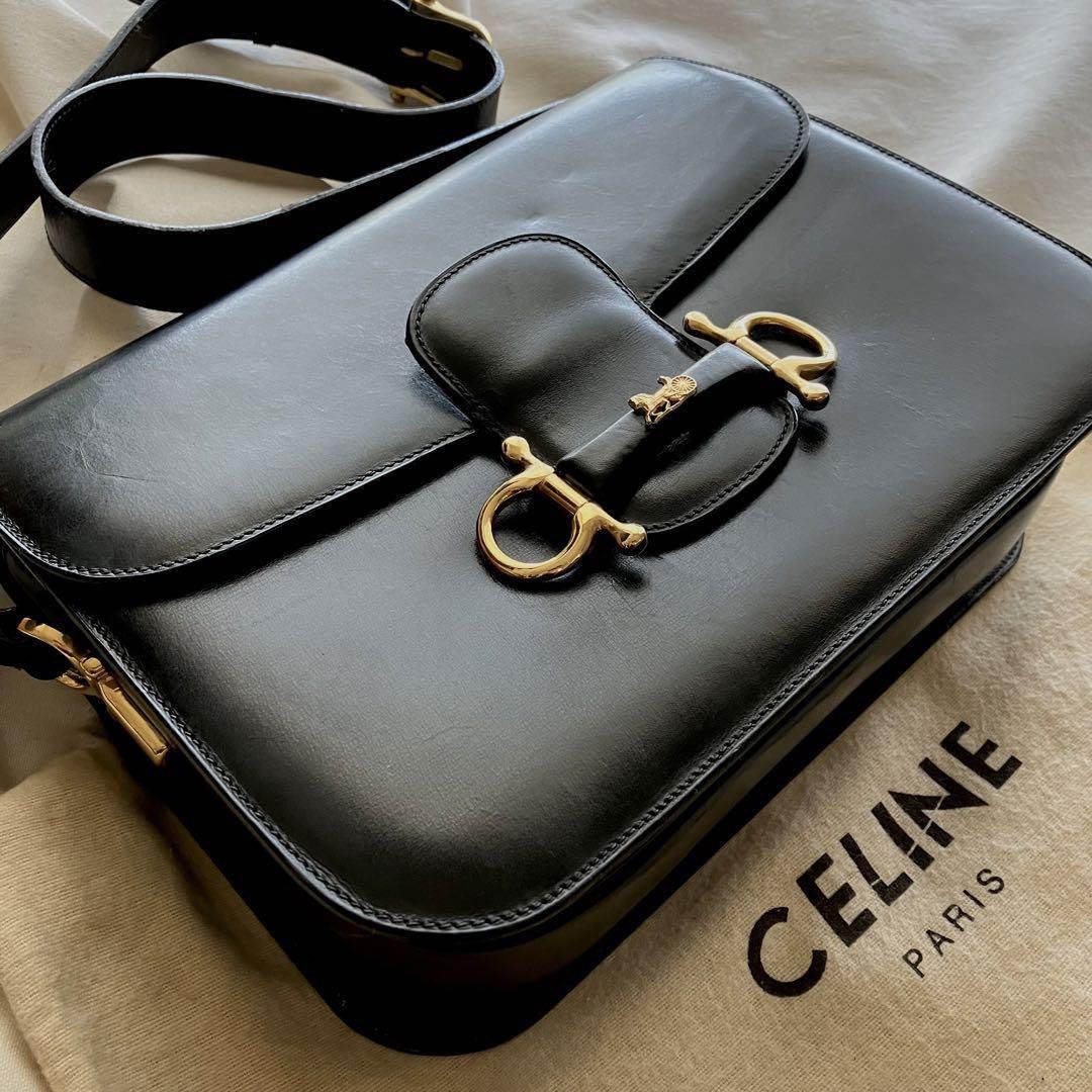 Celine Clutch on Chain in White Triomphe Canvas, Luxury, Bags & Wallets on  Carousell