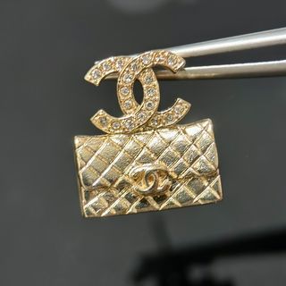 國際精品CHANEL 香奈兒水鑽雙C菱格包包耳環 代購服務