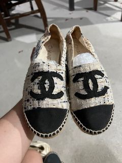 Chanel espadrille size6 coded