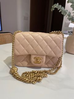 FULL SET Chanel Classic Flap Small 23cm Beige Lambskin 24K Gold Hardware,  Women's Fashion, Bags & Wallets, Cross-body Bags on Carousell
