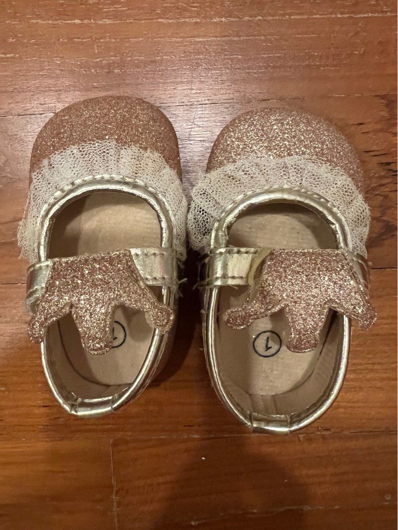 Gold baby shoes size 3 online