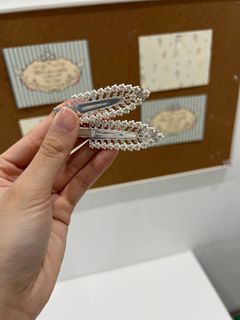 Chic Hair Clips