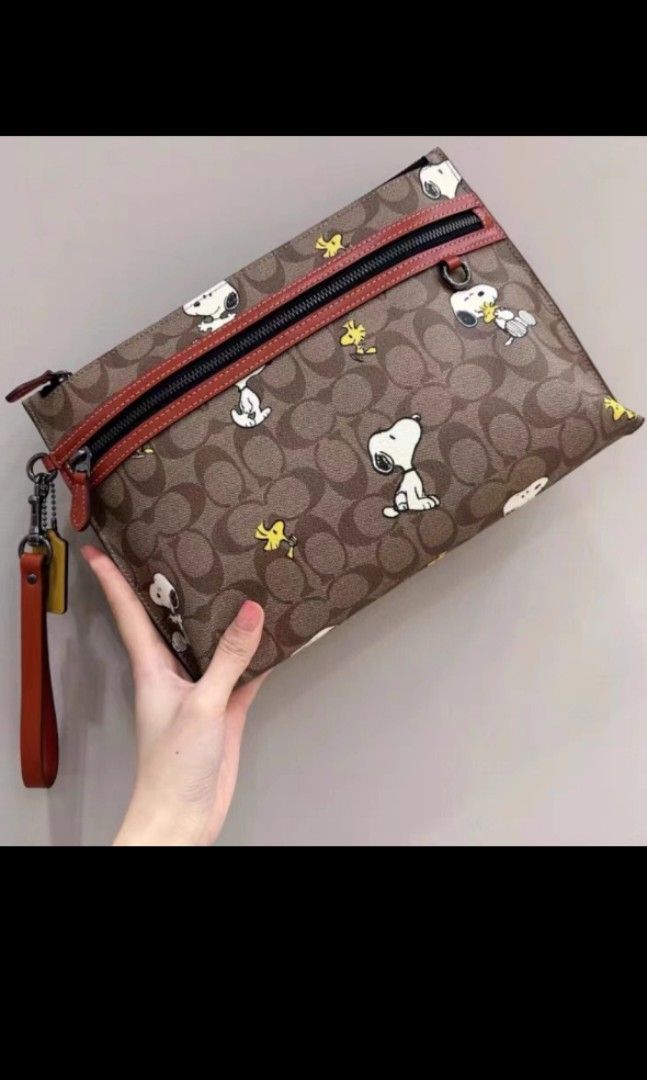 Large wristlet clutch cheap