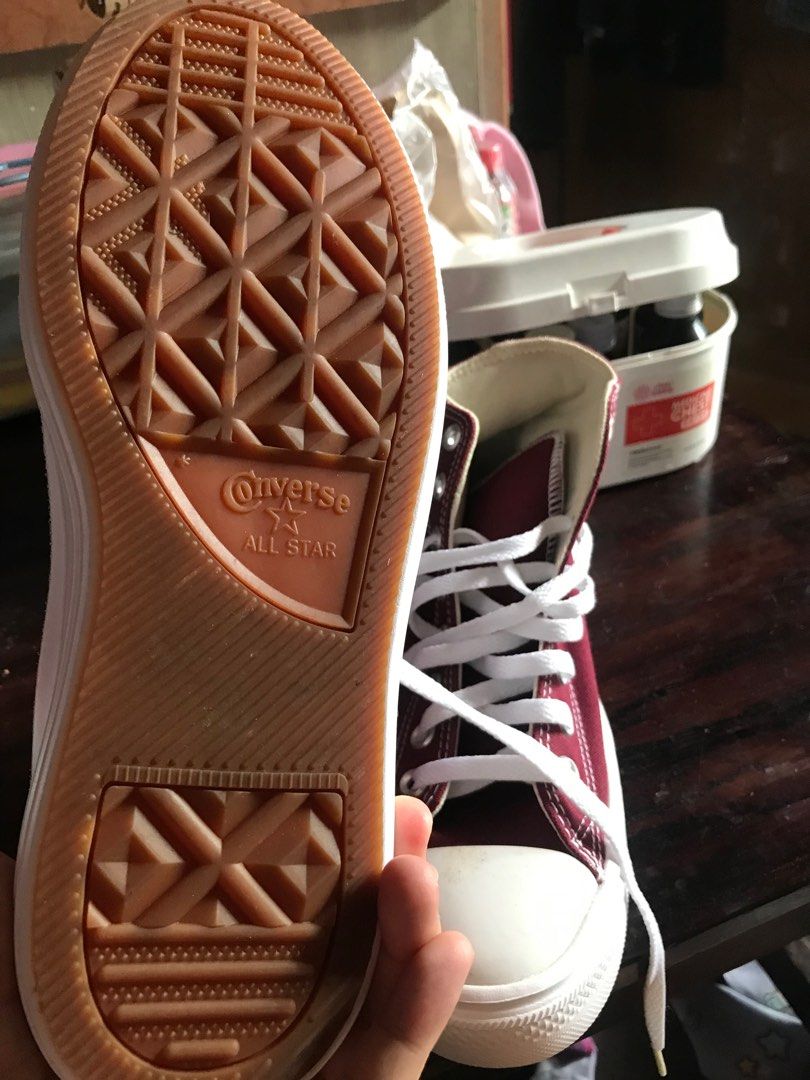 Converse All Star Move Platform (Category: Sneakers) located in Umingan. Submitted by sndra12 (Listing ID 1257507317, Image 3). Description: Original price: 5k No box 25.5cm Free shipping.