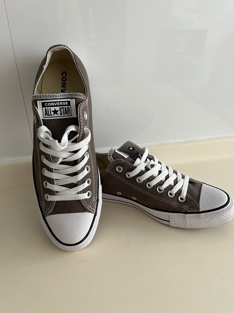 Converse shoes grey, Women's Fashion, Footwear, Sneakers on Carousell