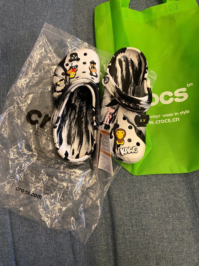 Crocs Tie dye Black And white with Kaws jibbitz, Women's Fashion