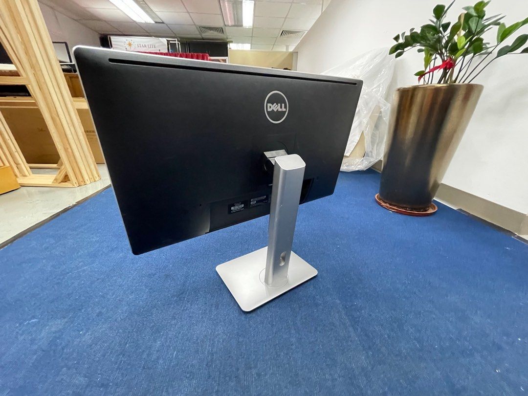 Dell P2815Q 4K monitor, 電腦＆科技, 電腦周邊及配件, 電子屏幕 Carousell