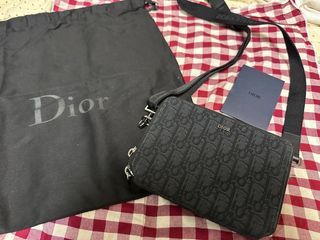 台北101購入！Dior近全新！黑色老花相機包！（含保卡、95新）專櫃價56000元