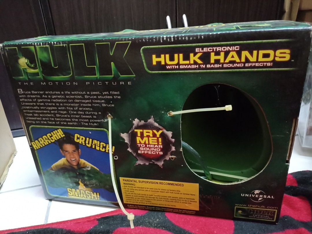 Electronic hulk hand hulk movie eric bana 2003, Hobbies & Toys, Toys