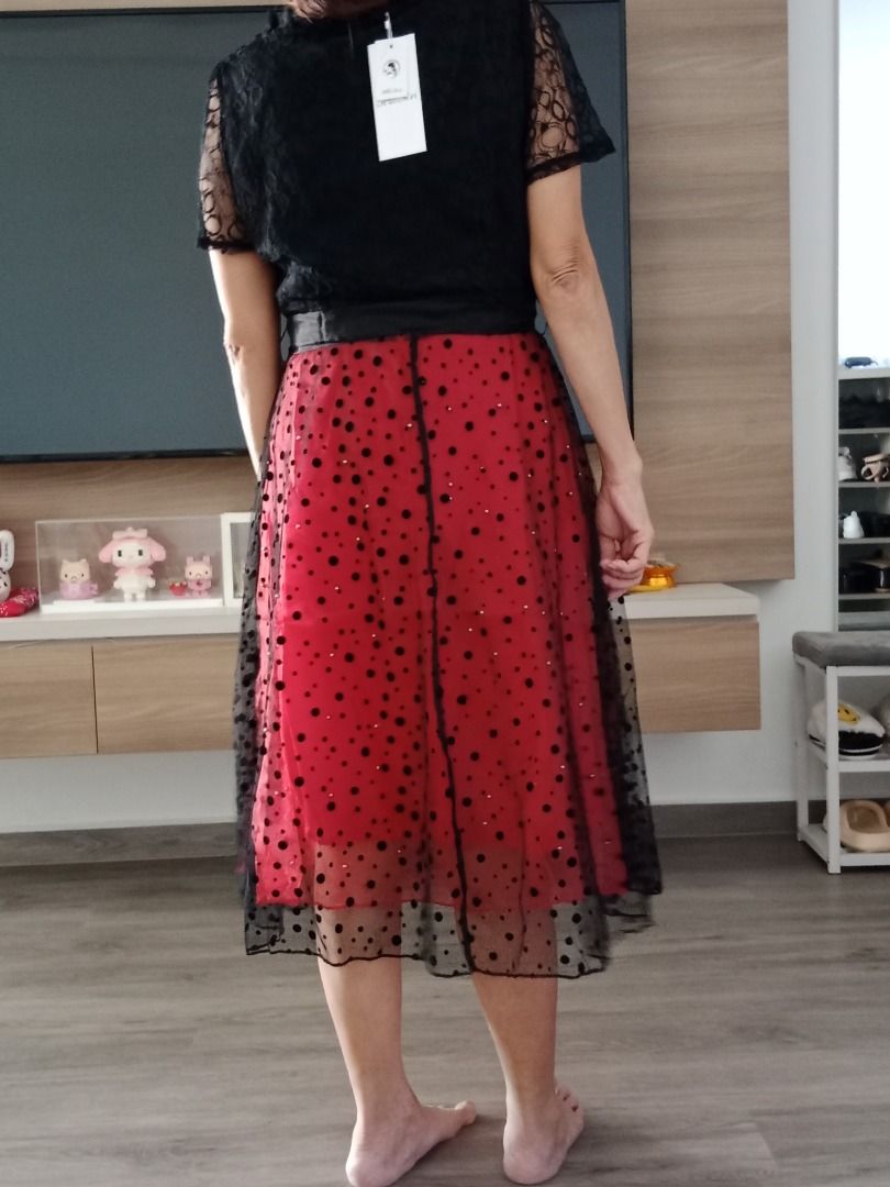Red and discount black dress casual