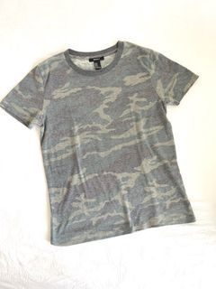 Forever 21. Ladies camouflage t shirt.
