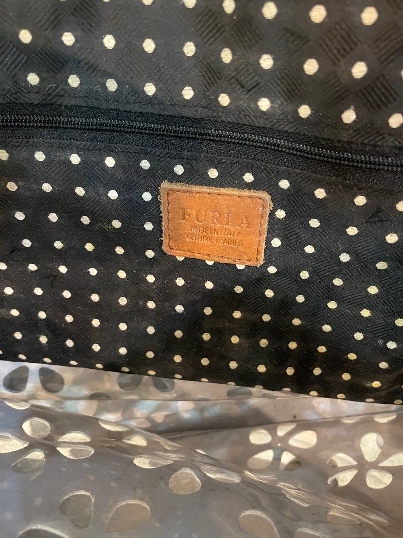 Furla Large Tote Bag (Category: Luxury Bags & Wallets) located in Manila. Submitted by thriftrish (Listing ID 1257614419, Image 2). Description: Lightly used Furla Tote Bag RFS: major decluttering *First to pay basis 🙂 to avoid reservations that will eventually be cancelled 😞 📍 Ortigas, Pasig MOP: Gcash/Maya/BDO MOD: Grab/Lalamove/Gogo Express *meetup can be arranged also if you’re within the area ☺️.