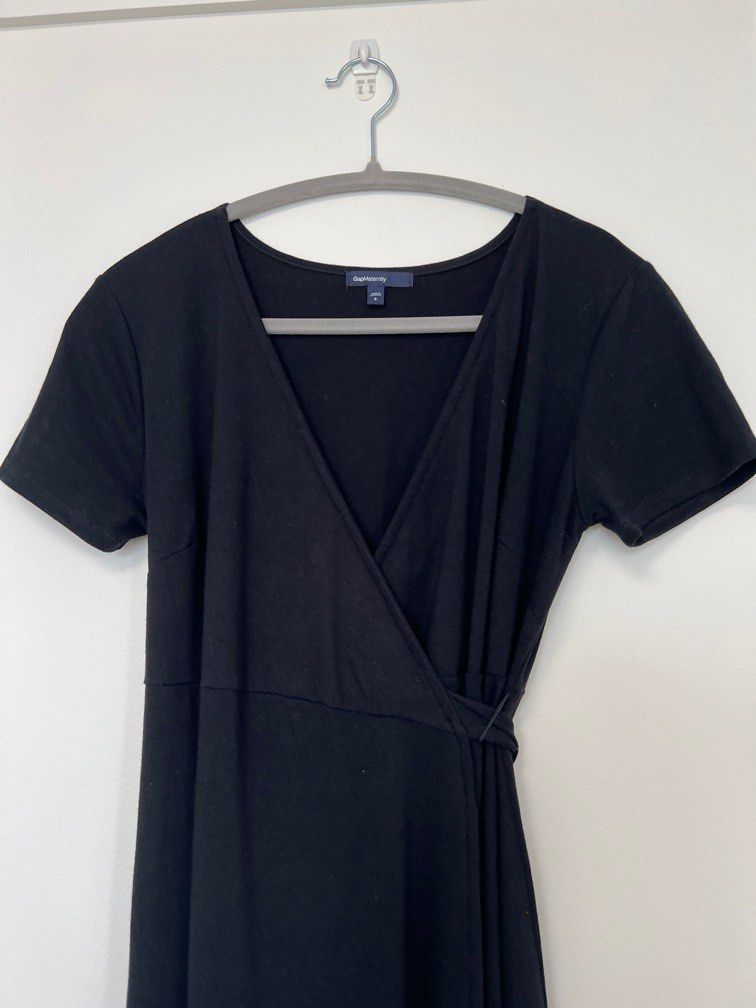 Gap Maternity Wrap Dress, Women's Fashion, Maternity wear on Carousell