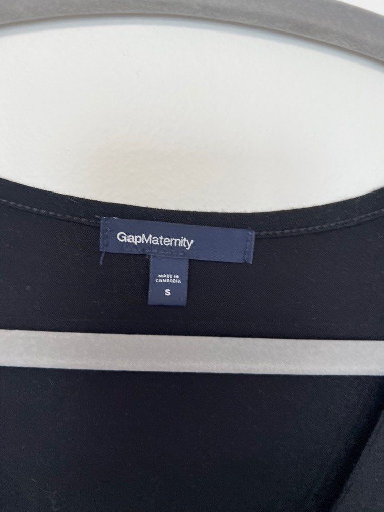Gap Maternity Wrap Dress, Women's Fashion, Maternity wear on Carousell