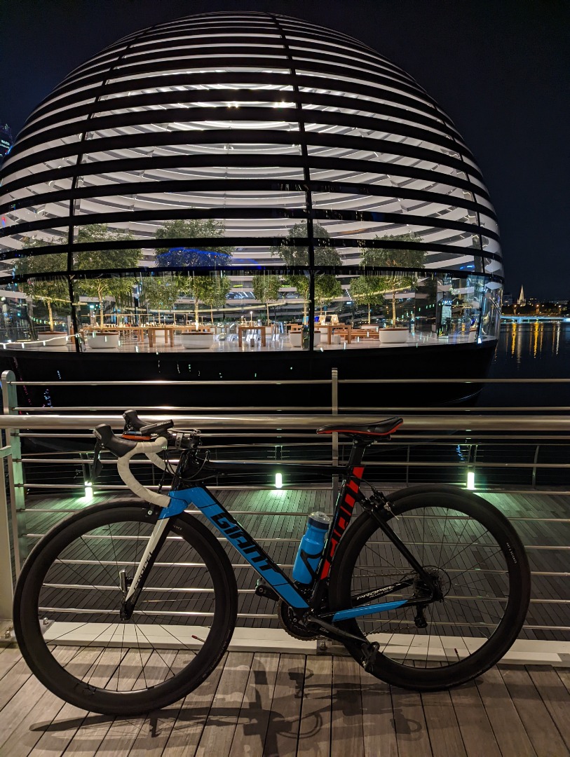 Giant Propel SLR2 2017 model w carbon wheelset road bike