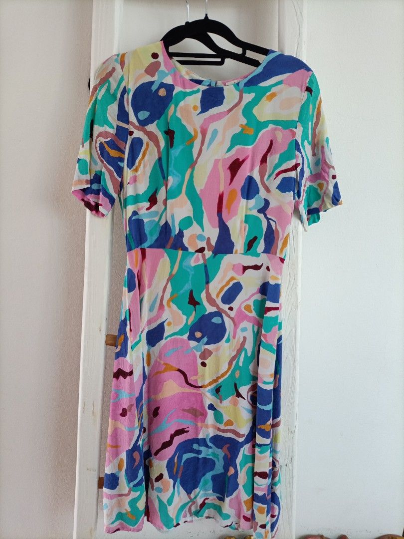 Gorman holiday silk dress shop