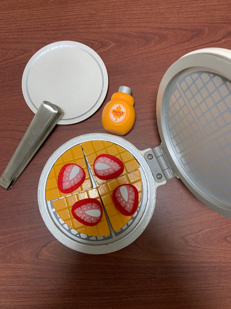 Hape waffle best sale maker