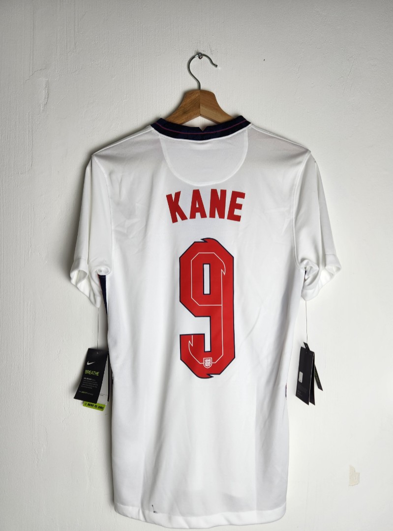 Harry Kane Autographed Jersey, Men's Fashion, Activewear on Carousell