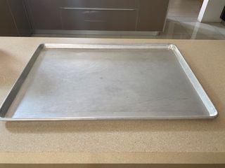 Heavy duty food handling aluminium tray