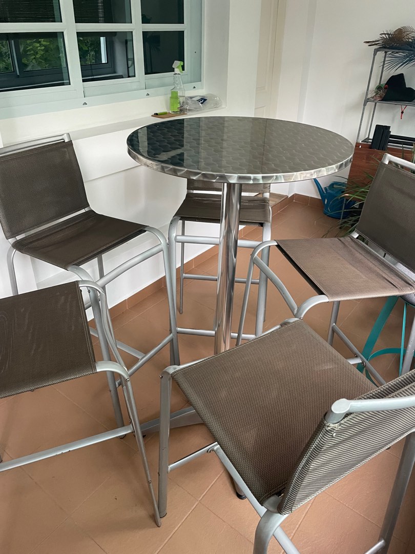 FREE High cocktail bar table 5 x chairs Furniture Home