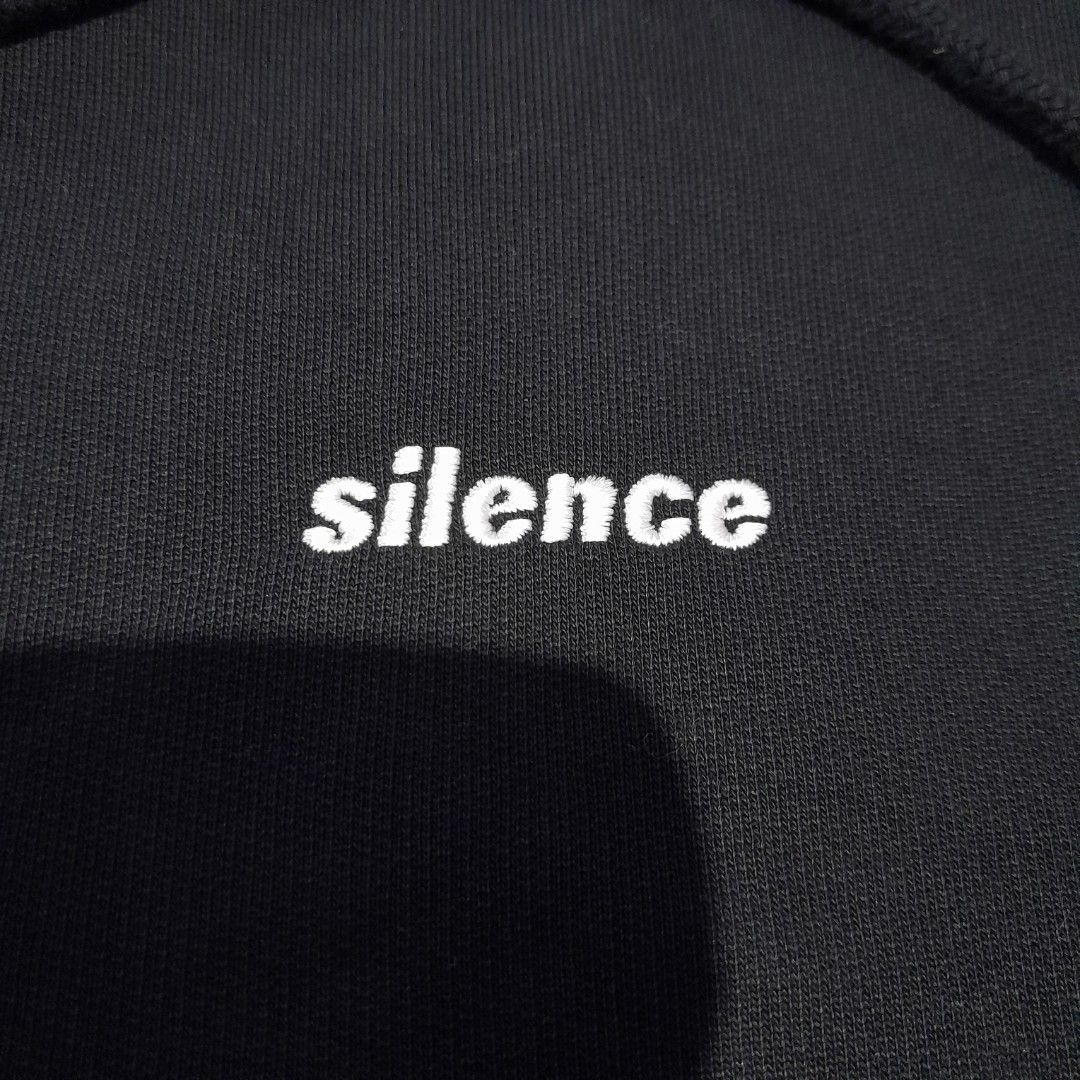 Ami silence hoodie hotsell