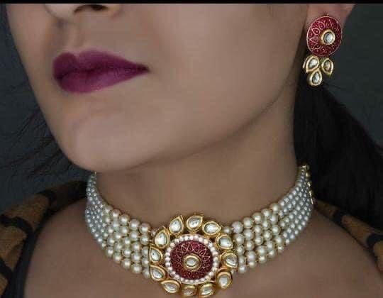 Imitation jewellery