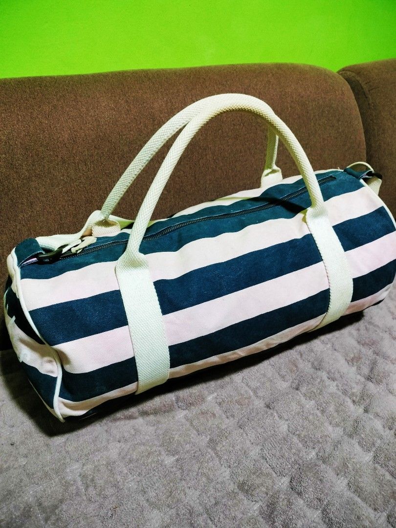 Jack Wills Duffle Bag, Women's Fashion, Bags & Wallets, Shoulder Bags