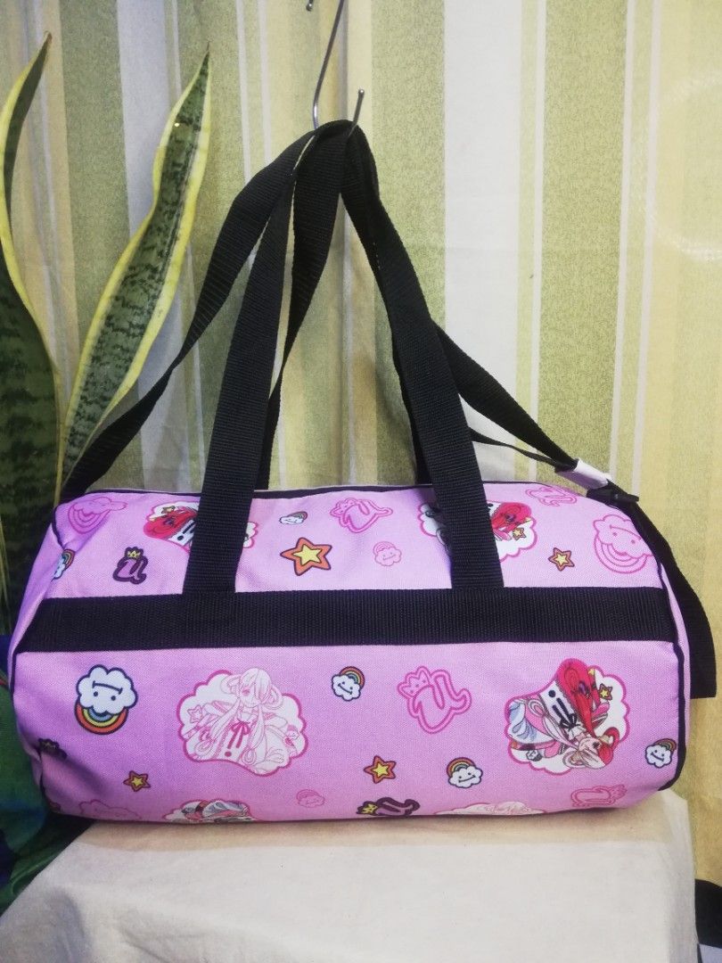 Japan Small travelling bag (Category: Luxury Bags & Wallets) located in Manila. Submitted by scherielar31543 (Listing ID 1257650603, Image 1). Description: Light weight, Branded you can also use as gym bag 17 inch length 10 inch height.