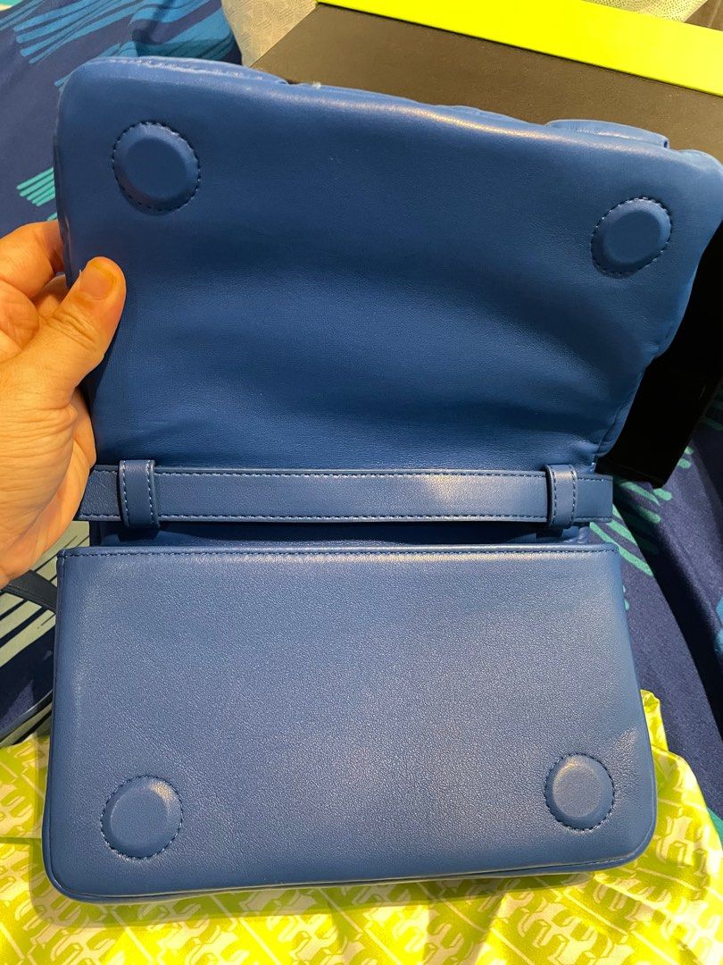 JW Pei Maze Blue Bag (Category: Luxury Bags & Wallets) located in Cainta. Submitted by kristineg (Listing ID 1257603477, Image 2). Description: Used only 2 times - complete inclutions authentic bought from IG seller Bagsdepotmanila for 6500 Same dat Shipping free via lalamove within Cainta/Antipolo/Marikina, other areas P100 discount on shipping via lalmove.