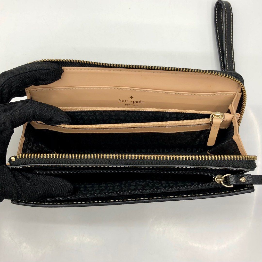 Kate spade black hotsell wristlet