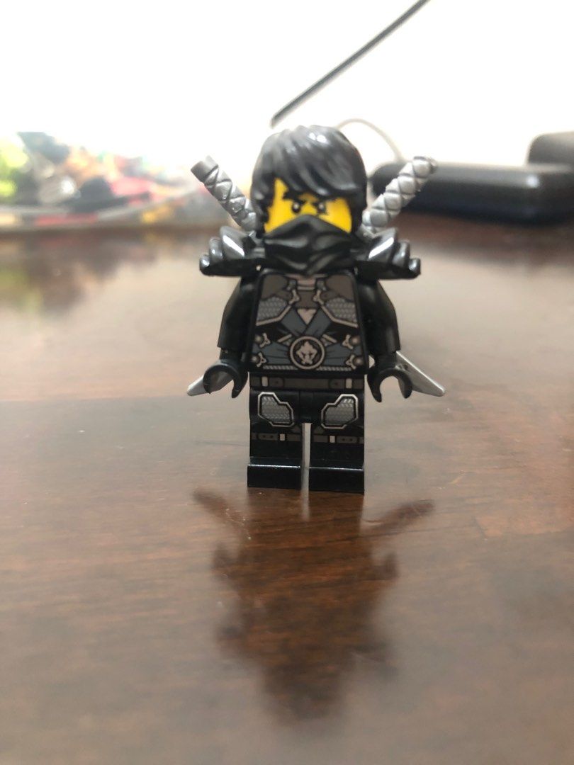 Lego ninjago 2025 stone armor lloyd