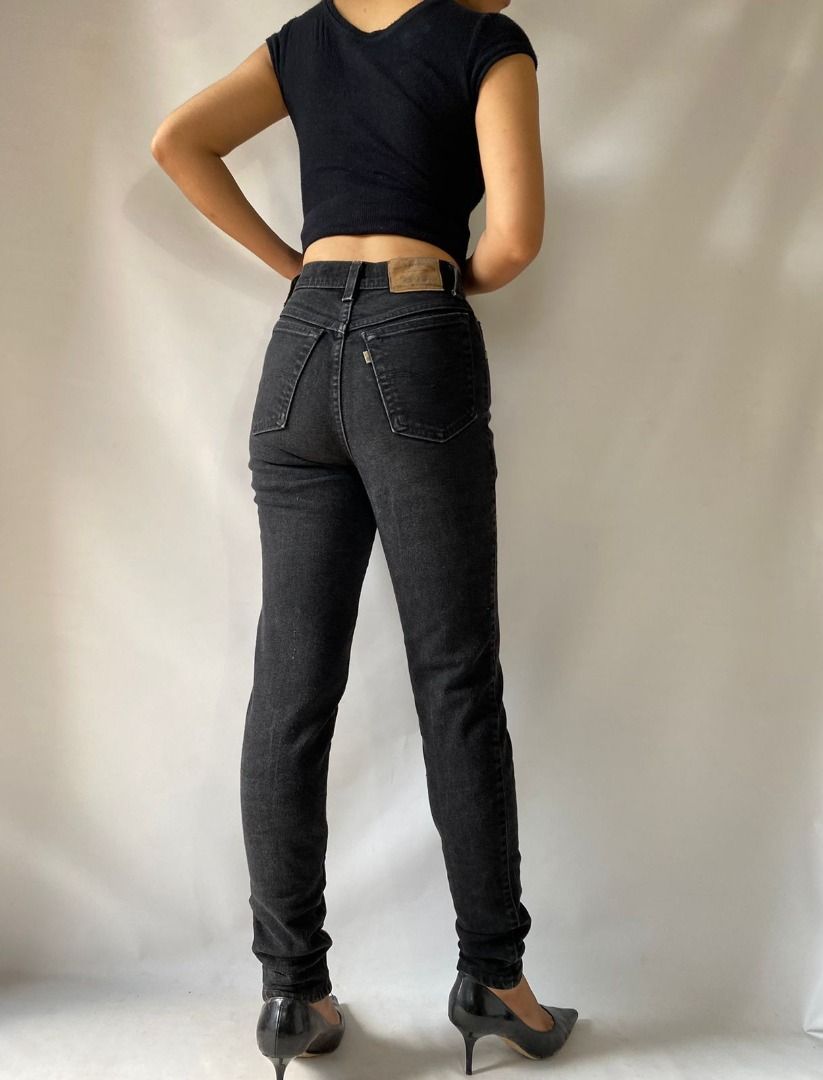 Levi's 900 online series