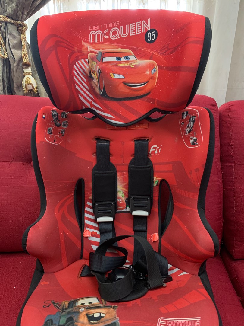 Lightning mcqueen booster outlet car seat
