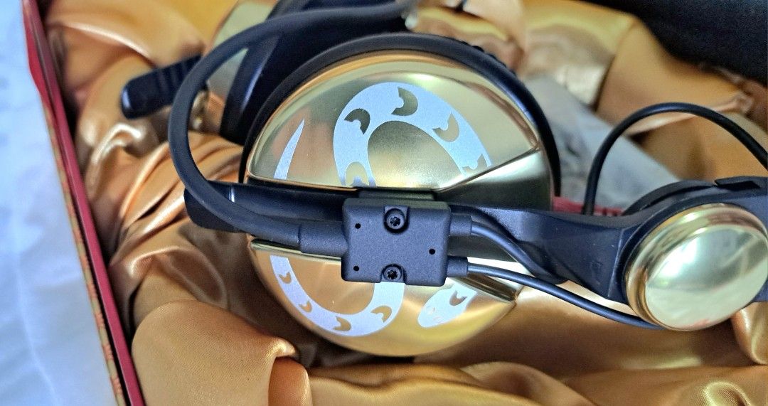 LIMITED Edition Amperior year of the snake, Audio, Headphones
