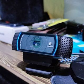 Logitech C920 Pro with Stereo Mic