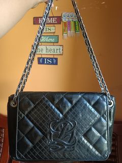💯 Louis Quatorze Kili Bag, Women's Fashion, Bags & Wallets, Shoulder Bags  on Carousell