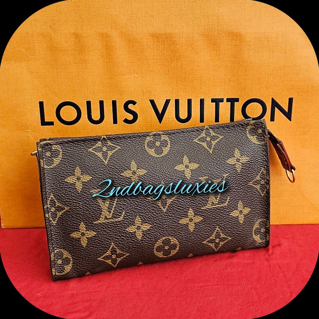 Lv toiletry pouch 15, Luxury, Bags & Wallets on Carousell