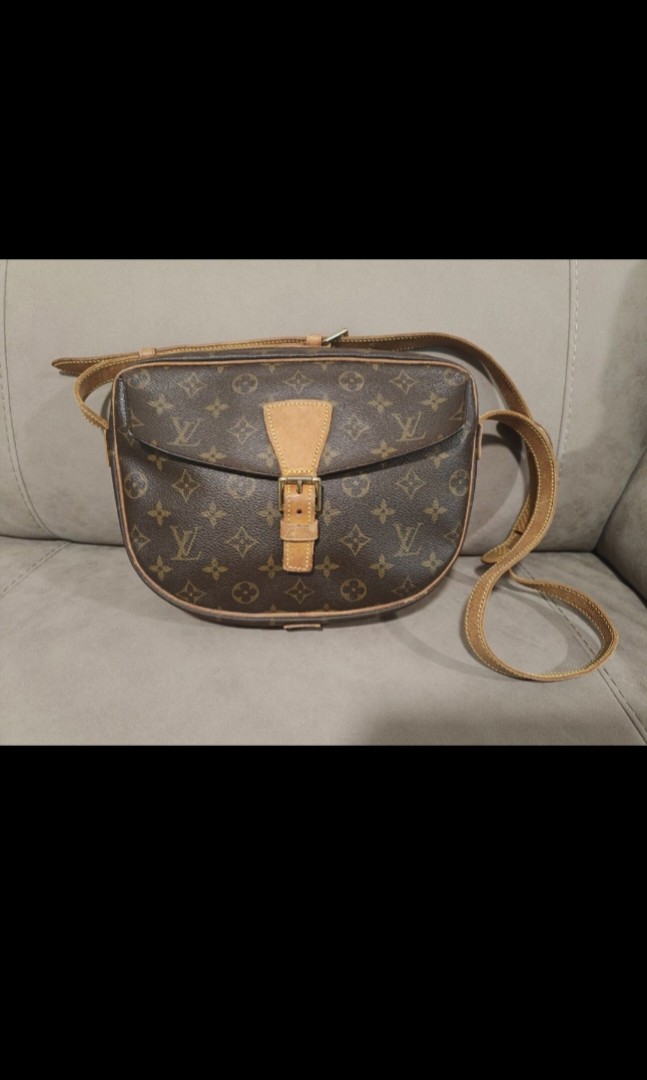 Louis Vuitton Jeune Fille PM : Review and what fits 