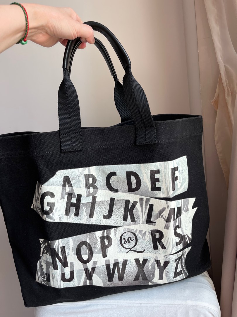 MCQ tote bag made in Italy, 名牌, 手袋及銀包 - Carousell