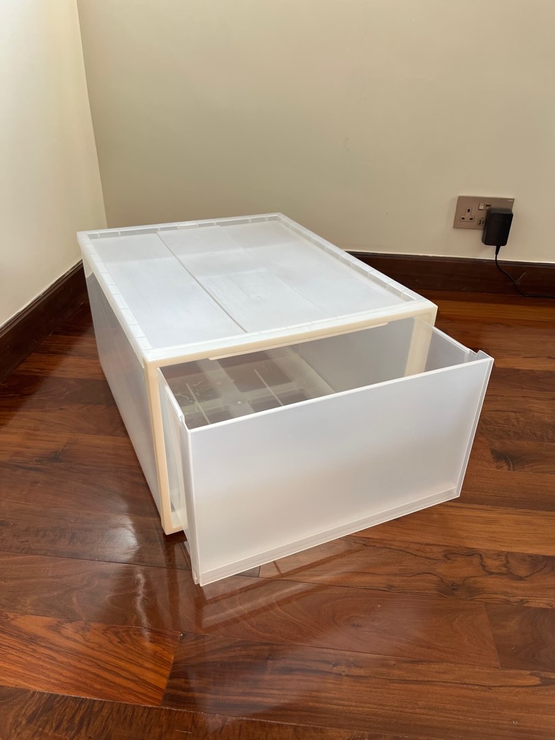 Muji storage box large, 傢俬＆家居, 其他, 收納箱及袋 Carousell