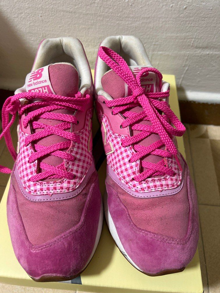 New balance Women s Fashion Footwear Sneakers on Carousell