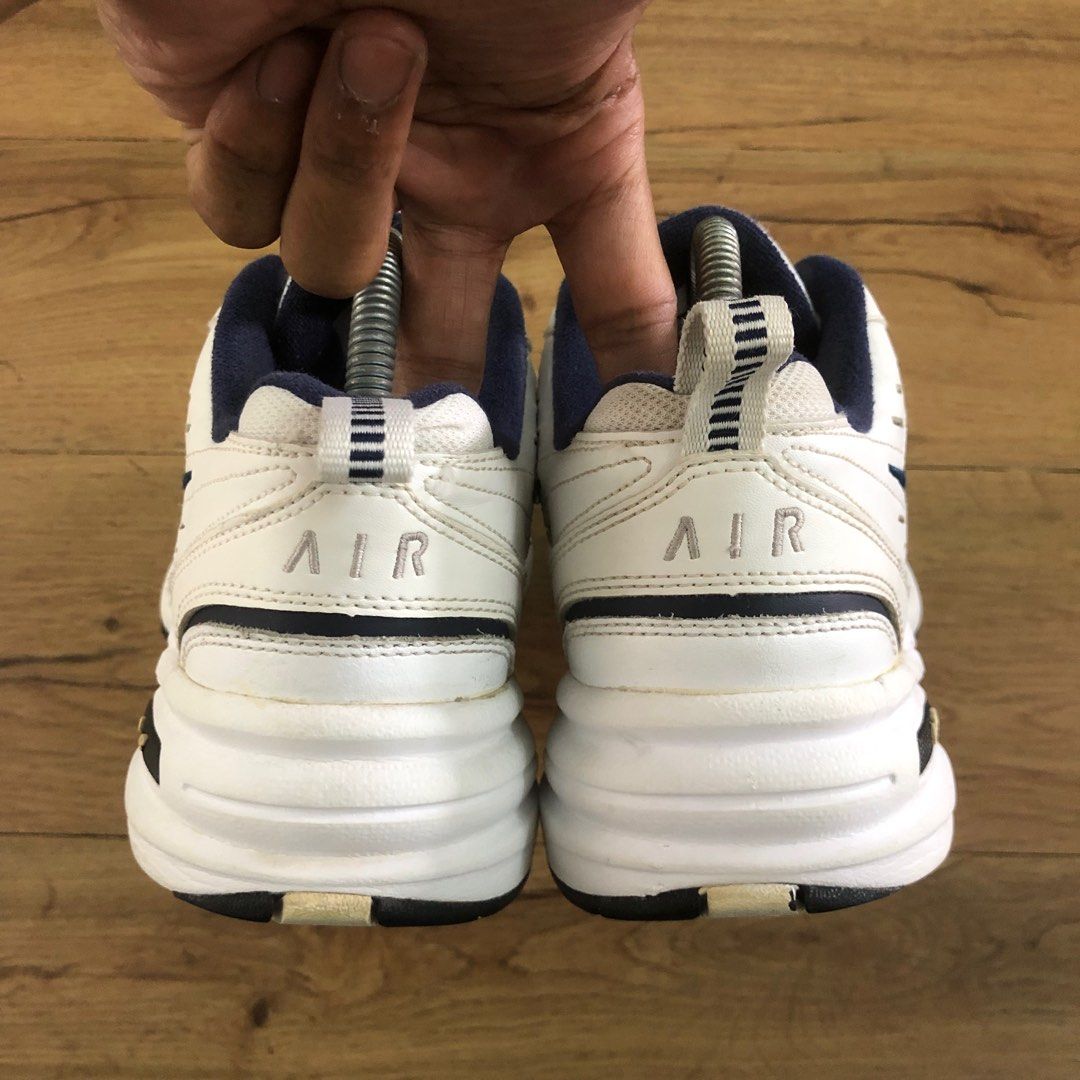 Nike air sales monarch 38.5