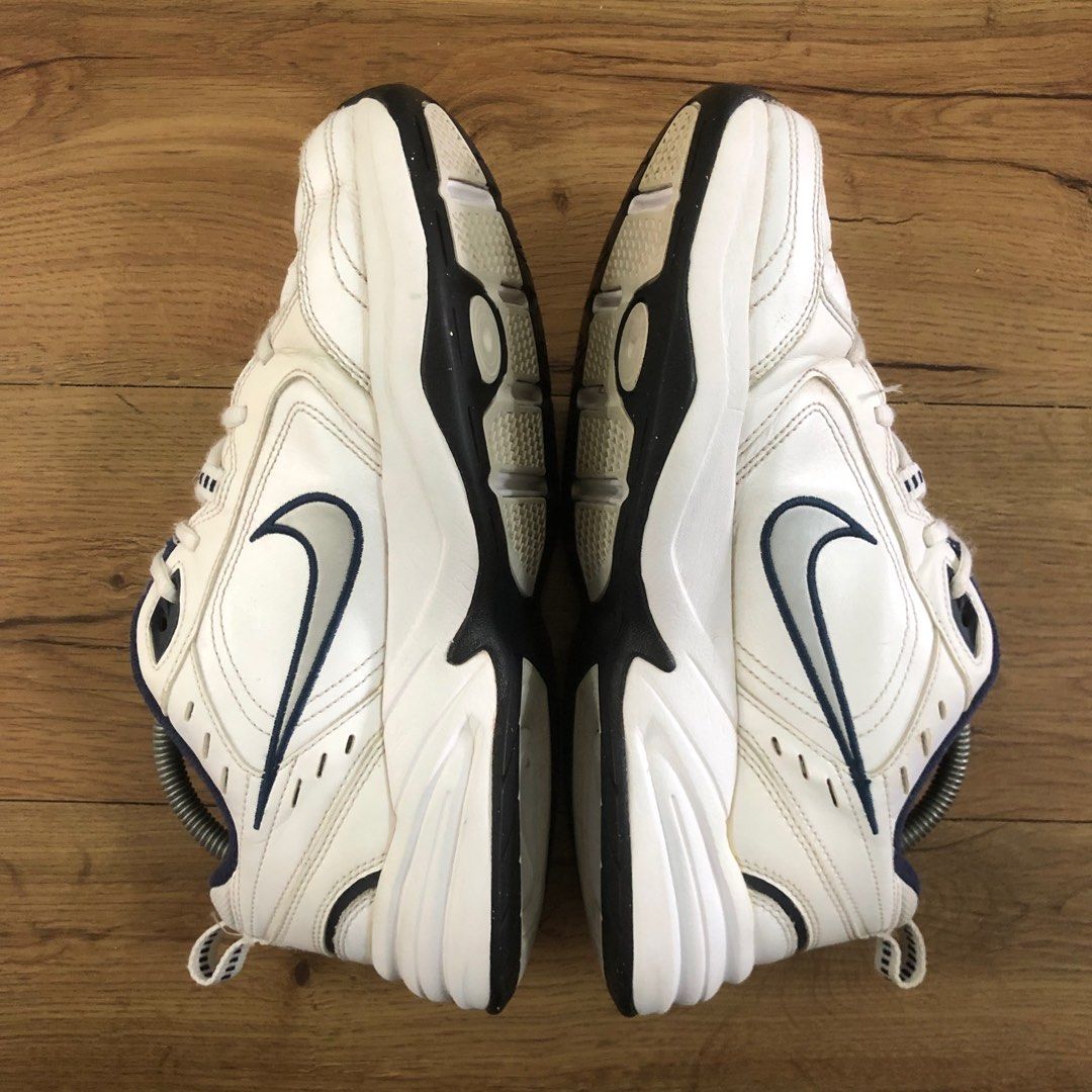 Air monarch deals femme