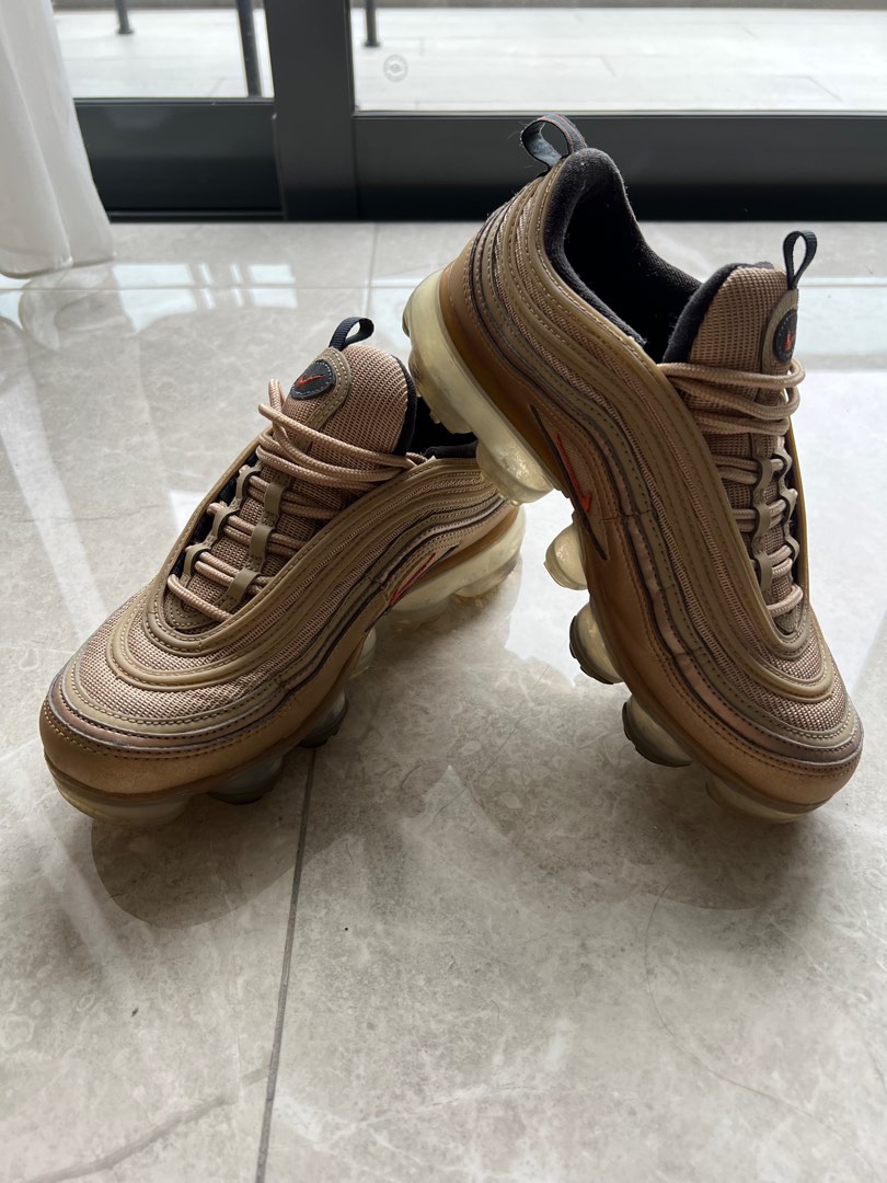 Gold air discount vapormax 97