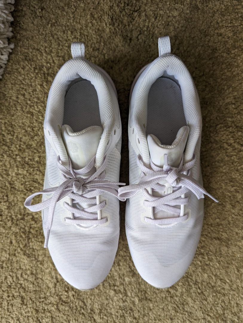White mesh nike shoes sale