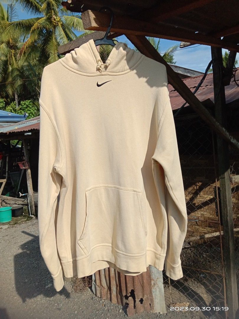 nike vintage hoodie cream