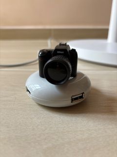 Nikon USB Hub471251229354895360