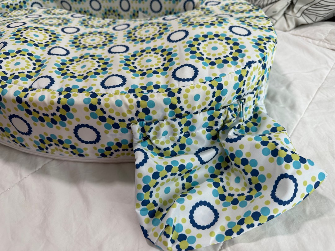 Nursing Breastfeeding pillow (My Brest Friend), Babies & Kids, Nursing