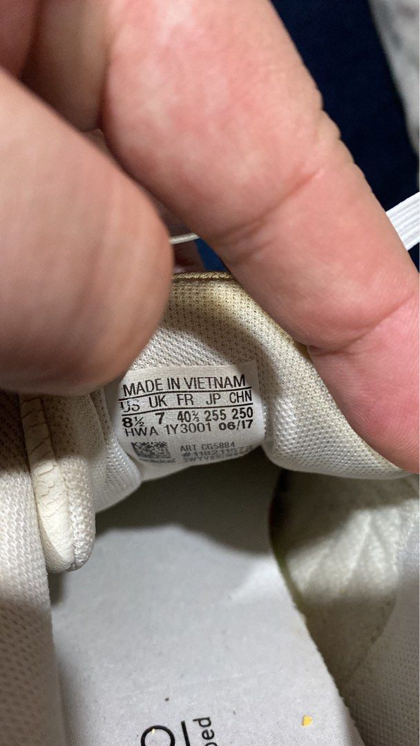 Onitsuka Tiger (Category: Sneakers & Footwear) located in Singapore. Submitted by lewegi (Listing ID 1257627432, Image 2). Description: .