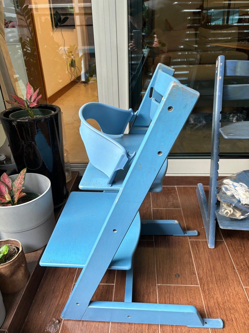 Stokke high shop chair blue